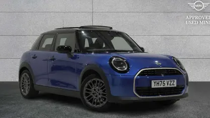 Used Mini Cooper Exclusive 150 kW (204 HP) 2025 Blue Hatchback