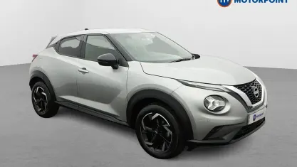 Used Nissan Juke N-Connecta 114 HP (83 kW) 2023 Silver SUV