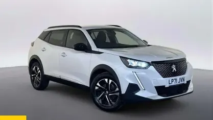 Used Peugeot 2008 Allure Premium 110 HP (80 kW) 2022 White SUV