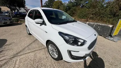 Used Ford Ka Plus Zetec 86 HP (63 kW) 2019 White Hatchback