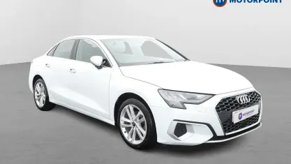 Begagnad Audi A3 Sport 150 HK (110 kW) 2023 Vit Sedan