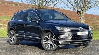 Black Used 2016 VW Touareg R-line SUV | £16,750 (Fair price)