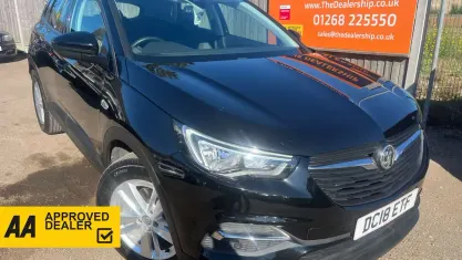Used Vauxhall Grandland X S 131 HP (96 kW) 2018 Black SUV