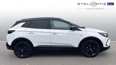 White Used 2022 Vauxhall Grandland X GS Line SUV | £17,101 (Fair price)
