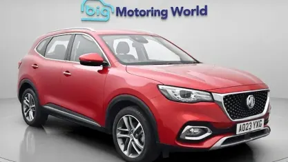 Used MG HS Excite 162 HP (119 kW) 2023 Red SUV