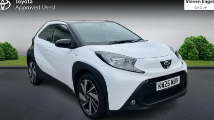 Used Toyota Aygo X 72 HP (52 kW) 2025 White SUV