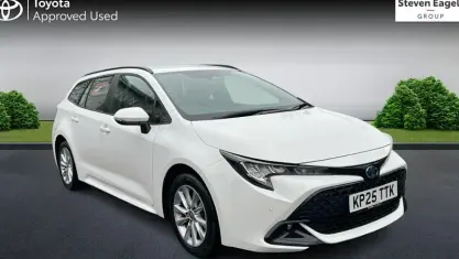 Used Toyota Corolla 140 HP (102 kW) 2025 White Estate
