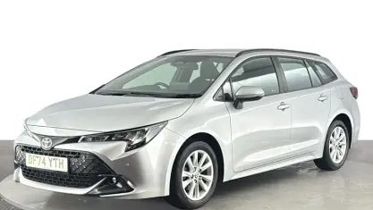 Used Toyota Corolla 140 HP (102 kW) 2025 Silver Estate