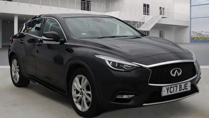Second-hand Infiniti Q30 Premium 109 CP (80 kW) 2017 Hatchback