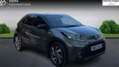 Used Toyota Aygo X 72 HP (52 kW) 2023 Green SUV
