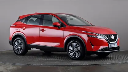 Used Nissan Qashqai Acenta Premium 140 HP (102 kW) 2022 Red SUV
