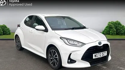 Used Toyota Yaris Hybrid Design 116 HP (85 kW) 2026 Hatchback