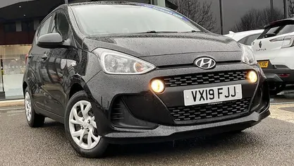 Used Hyundai i10 67 HP (49 kW) 2020 Hatchback