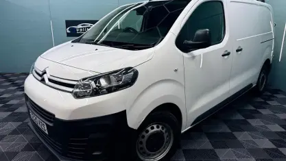 Used Citroën Dispatch 120 HP (88 kW) 2020 White MPV