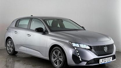 Używany Peugeot 308 Active Premium 131 KM (96 kW) 2023 Hatchback