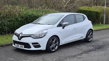 Used Renault Clio IV Dynamique 90 HP (66 kW) 2015 Hatchback
