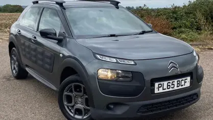 Used Citroën C4 Cactus Feel 82 HP (60 kW) 2016 Grey Hatchback