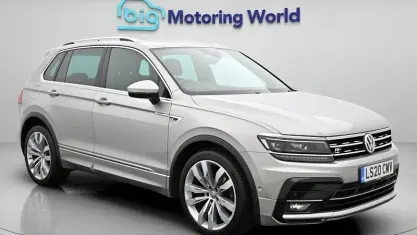 Usado VW Tiguan R-line 150 CV (110 kW) 2020 Plateado SUV