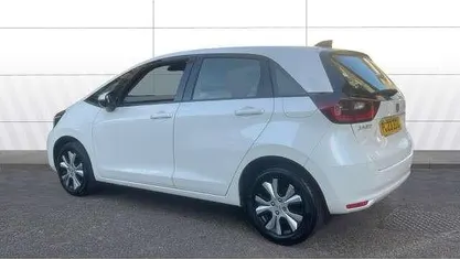 Used Honda Jazz Hybrid 109 HP (80 kW) 2023 White Hatchback