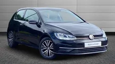 Black Used 2018 VW Golf VII SE Hatchback | £11,350 (Fair price)