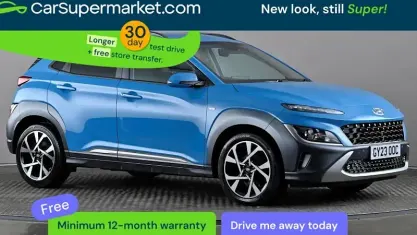 Usado Hyundai Kona Premium 120 HP (88 kW) 2022 Azul SUV