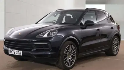 Used Porsche Cayenne Platinum Edition 340 HP (250 kW) 2022 Blue SUV