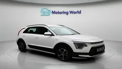 Used Kia Niro 141 HP (103 kW) 2023 White SUV