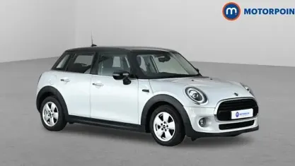 Used Mini Cooper Classic 136 HP (100 kW) 2020 White Hatchback
