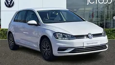 White Used 2017 VW Golf VII SE Hatchback | £12,715 (Fair price)