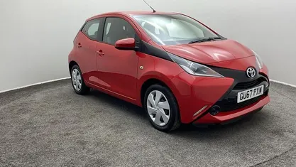 Used Toyota Aygo X-play 69 HP (50 kW) 2017 Hatchback