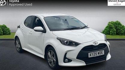 Usado Toyota Yaris Hybrid 116 HP (85 kW) 2026 Citadino