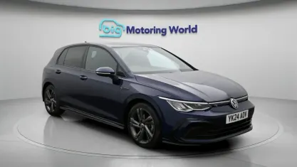 Used VW Golf VIII R-line 150 HP (110 kW) 2023 Blue Hatchback