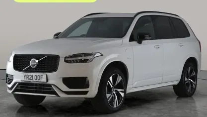 Używany Volvo XC90 R-Design 390 KM (286 kW) 2021 Biały SUV