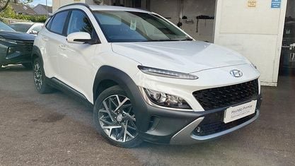 Used Hyundai Kona Premium 141 HP (103 kW) 2022 White SUV