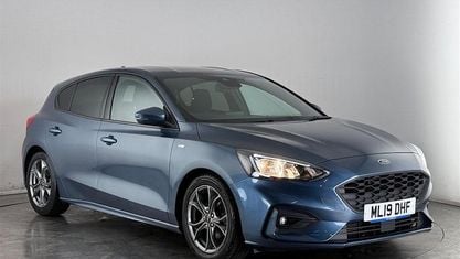 Used Ford Focus ST-Line 125 HP (91 kW) 2019 Blue Hatchback