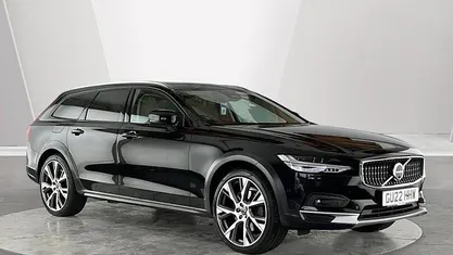 Used Volvo V90 CC 250 HP (183 kW) 2021 Estate