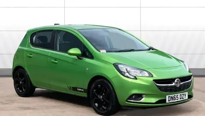 Used Vauxhall Corsa SRi 70 HP (51 kW) 2015 Green Hatchback