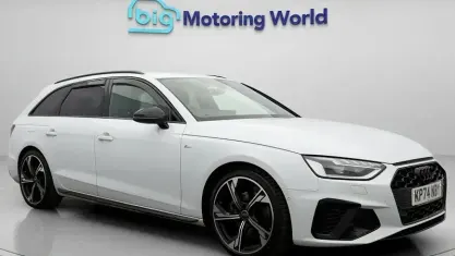 Używany Audi A4 Black Edition 163 KM (119 kW) 2024 Biały Kombi