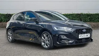 Used Ford Focus ST-Line 125 HP (91 kW) 2023 Black Hatchback