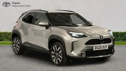 Used Toyota Yaris Cross 131 HP (96 kW) 2025 Silver SUV