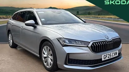 Used 2026 Skoda Superb SE Technology Estate | £23,822 (Fair price)