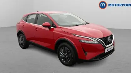 Used Nissan Qashqai Acenta Premium 158 HP (116 kW) 2023 Red SUV