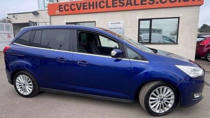 Usado Ford Grand C-Max Titanium 120 HP (88 kW) 2019 Monovolume