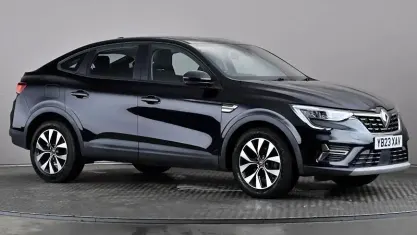 Used Renault Arkana Evolution 143 HP (105 kW) 2023 Black SUV