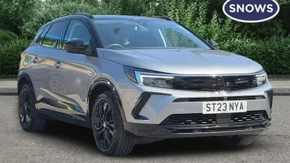 Used Vauxhall Grandland X S 131 HP (96 kW) 2023 Grey SUV