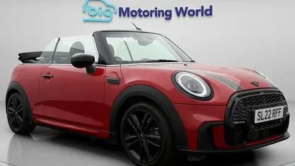 Begagnad Mini Cooper Cabriolet Sport 136 HK (100 kW) 2022 Cab