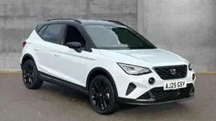 Desire red with black roof New 2025 Seat Arona Black Edition SUV | £22,390 (Fair price)