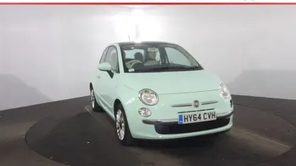 Begagnad Fiat 500 Lounge 69 HK (50 kW) 2014 Grön Halvkombi