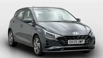 Used Hyundai i20 Advanced 101 HP (74 kW) 2025 Grey Hatchback