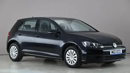 Used VW Golf VII S 116 HP (85 kW) 2019 Black Hatchback